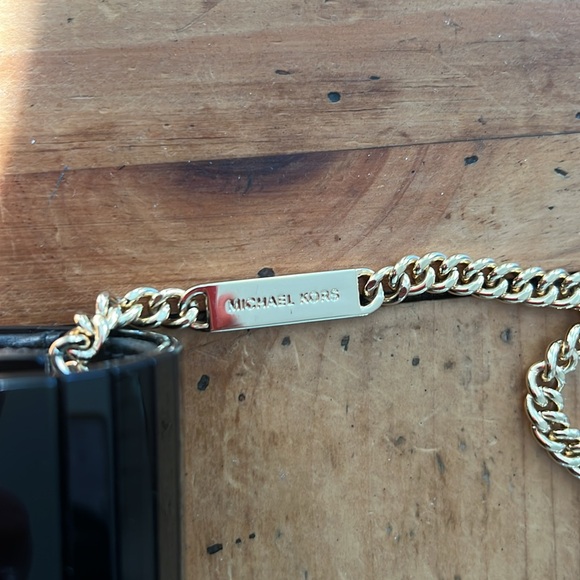 Michael Kors Resin envelope clutch - Picture 10 of 15